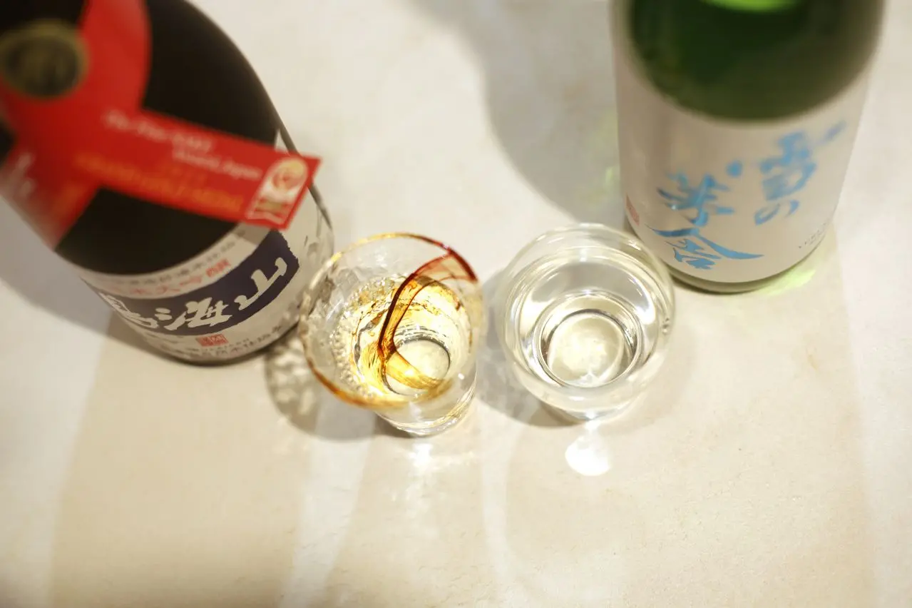 秋田県由利本荘市の天寿酒造さん『鳥海山　純米大吟醸』と齋彌酒造さんの『雪の茅舎　純米吟醸』